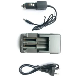 Chargeur de piles 18650 / RCR123A / CR2 Li-Ion - Tenergy Chargeur de piles 18650 / RCR123A / CR2 Li-Ion - Tenergy